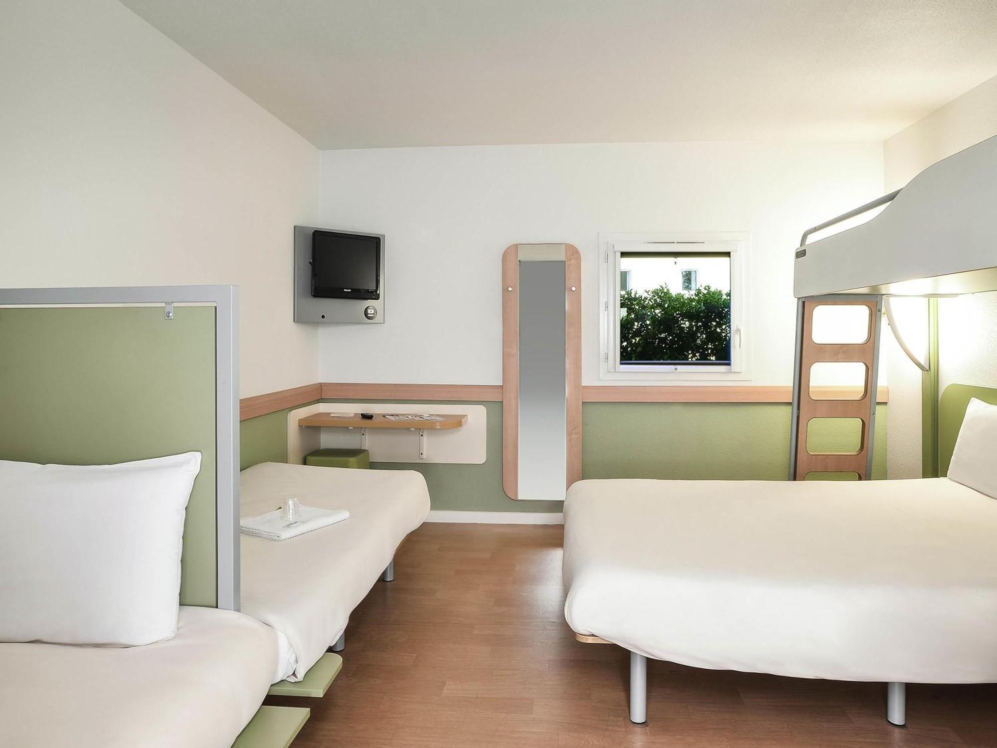 Chambre Familiale POP - 5 Personnes